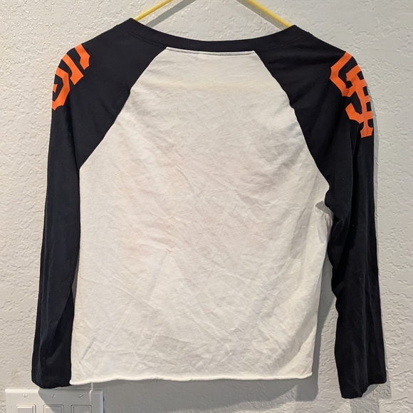 Victoria's Secret PINK SFGiants Raglan Tee Crop Top - Picture 4 of 4